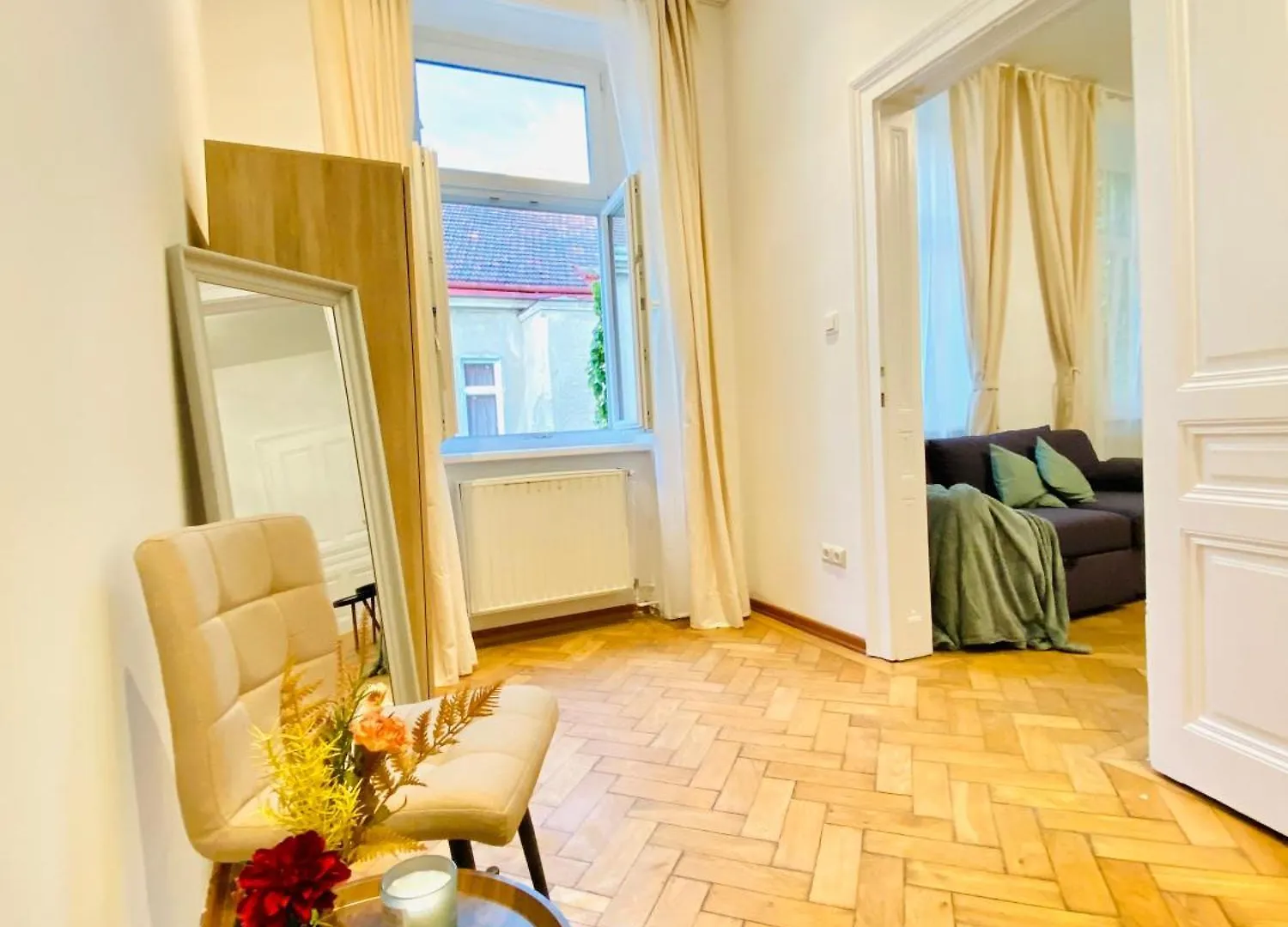 Apartment Stylish 2Br Apt Prime Location By Westbahnhof Vienna Austria